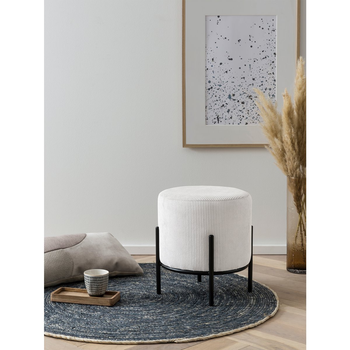 Ronde Poef Corduroy Ø35 cm – Wit Ribstructuur met Zwart Metalen Frame - SalesFever - Casanovio