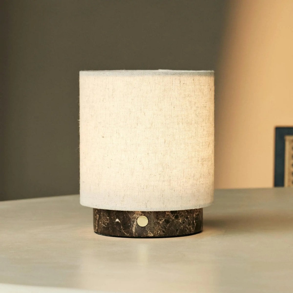 Mauve Beige & Bruin – Emperador Donker Marmeren Oplaadbare Tafellamp | 3 lichtmodi, dimbare en verwisselbare lampenkap