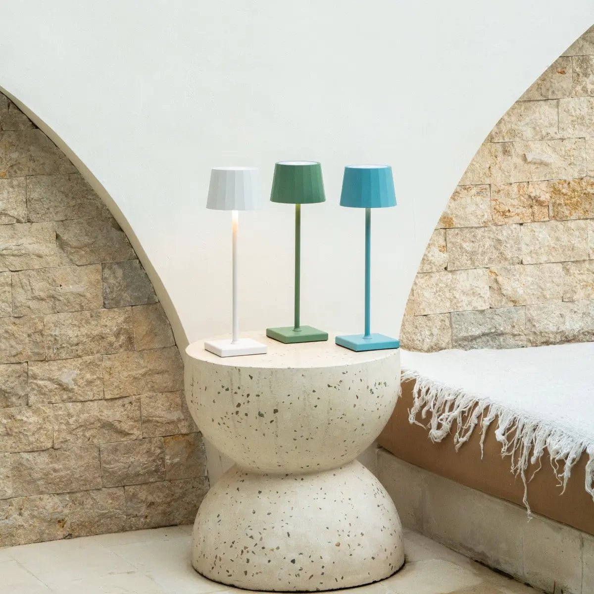 William Sage Groene Oplaadbare Tafellamp | USB-C, dimbaar, batterijduur van 120 uur