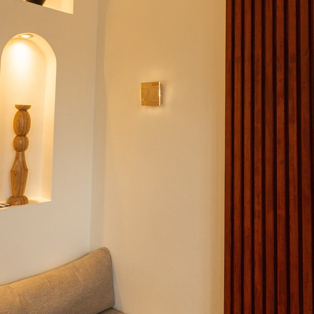 Lane Light Bruin Snoerloze Wandlamp | Oplaadbaar en dimbaar ontwerp