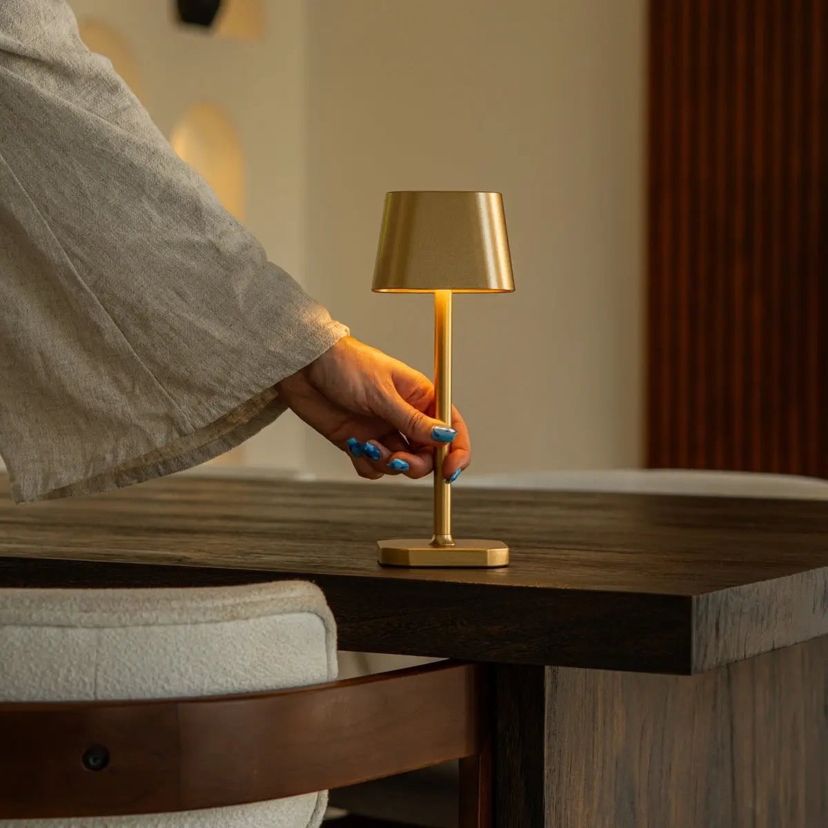 Ava Goud Oplaadbare Tafellamp | Draadloos, dimbaar en stijlvol
