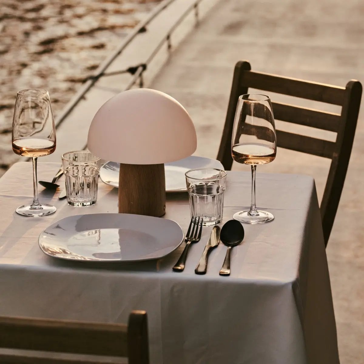 Mia Lichtbruine Stijlvolle Draadloze Tafellamp | Elegant, dimbaar en functioneel