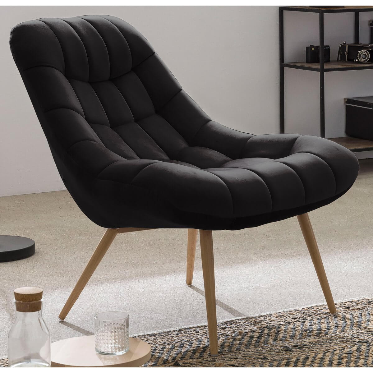 Armchair XXL velvet black metal wood look - SalesFever