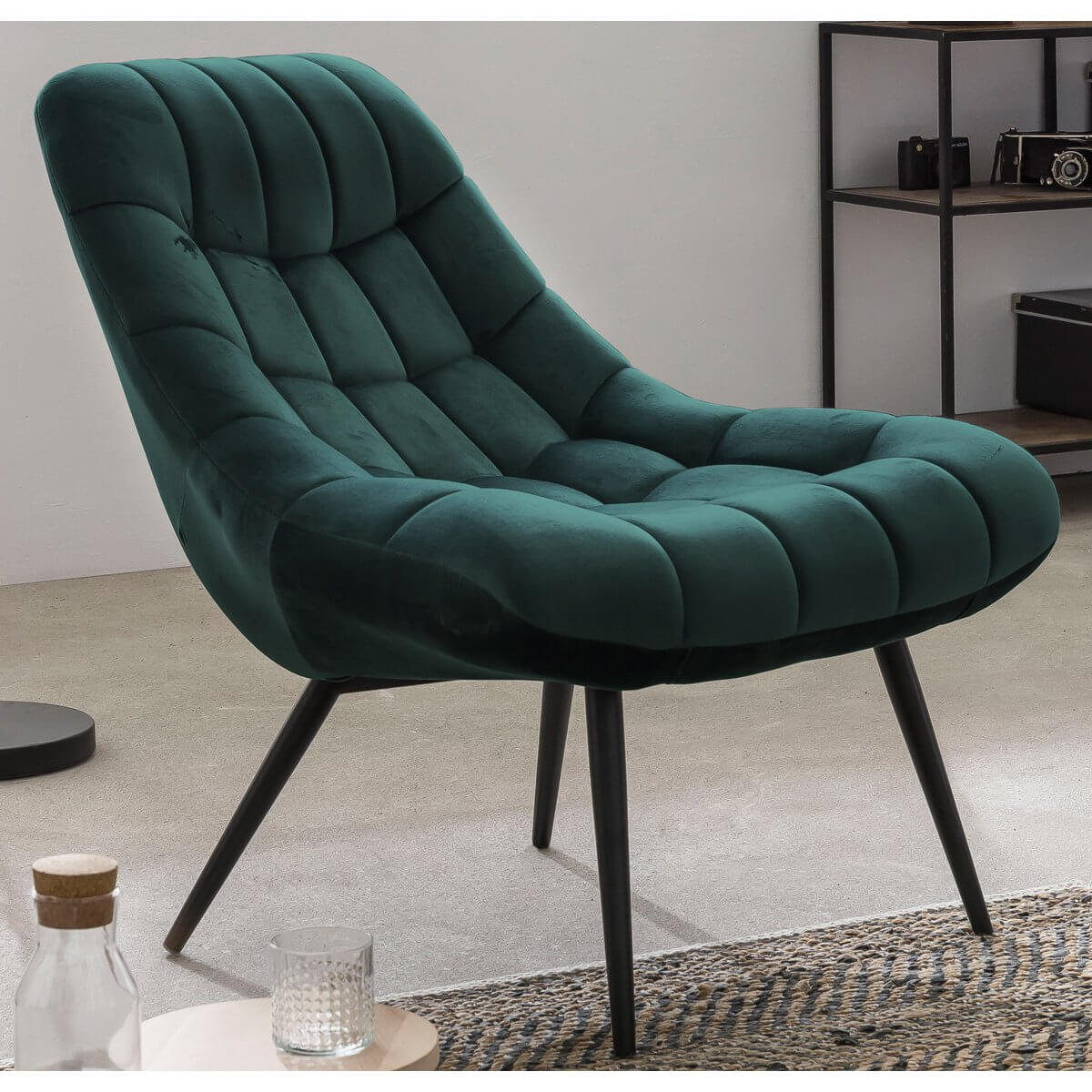 Armchair XXL velvet green metal black - SalesFever