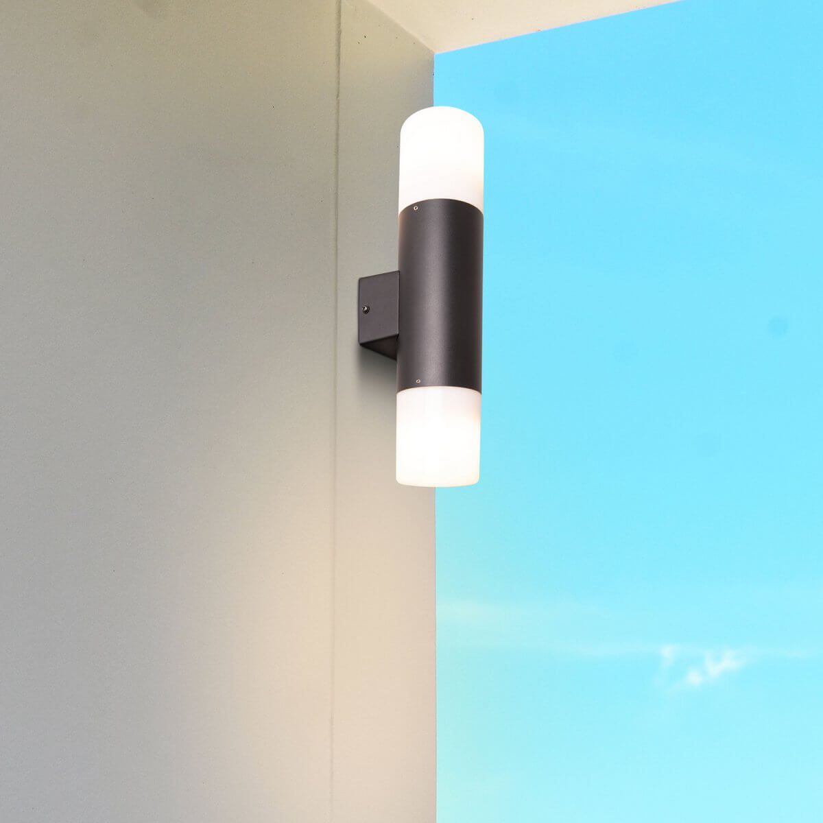 Buitenwandlamp “Torcia” – 32 cm | Zwart | Metaal & Kunststof | E27