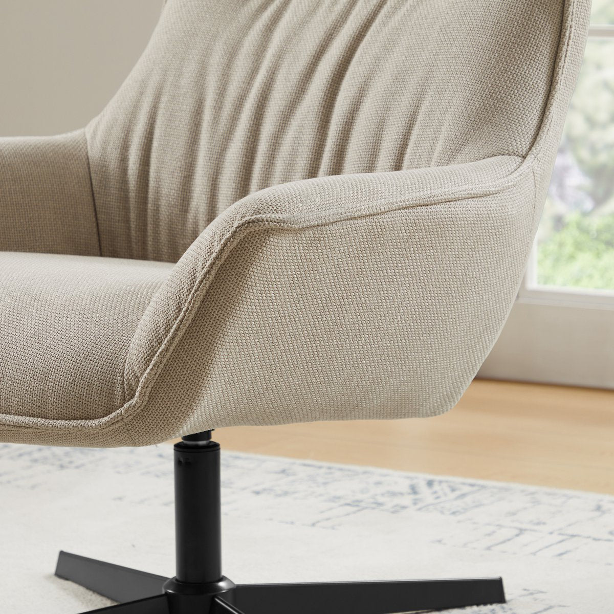 Fauteuil Beige – Structuurstof met Zwart Metalen Frame en Draaifunctie - SalesFever - Casanovio