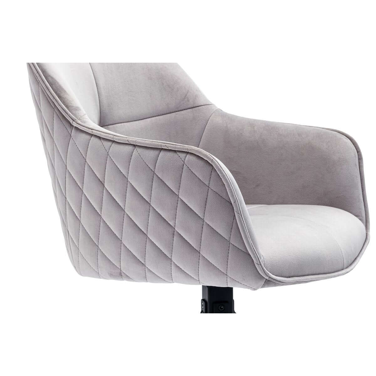 Armchair with honeycomb quilting in light gray - SalesFever