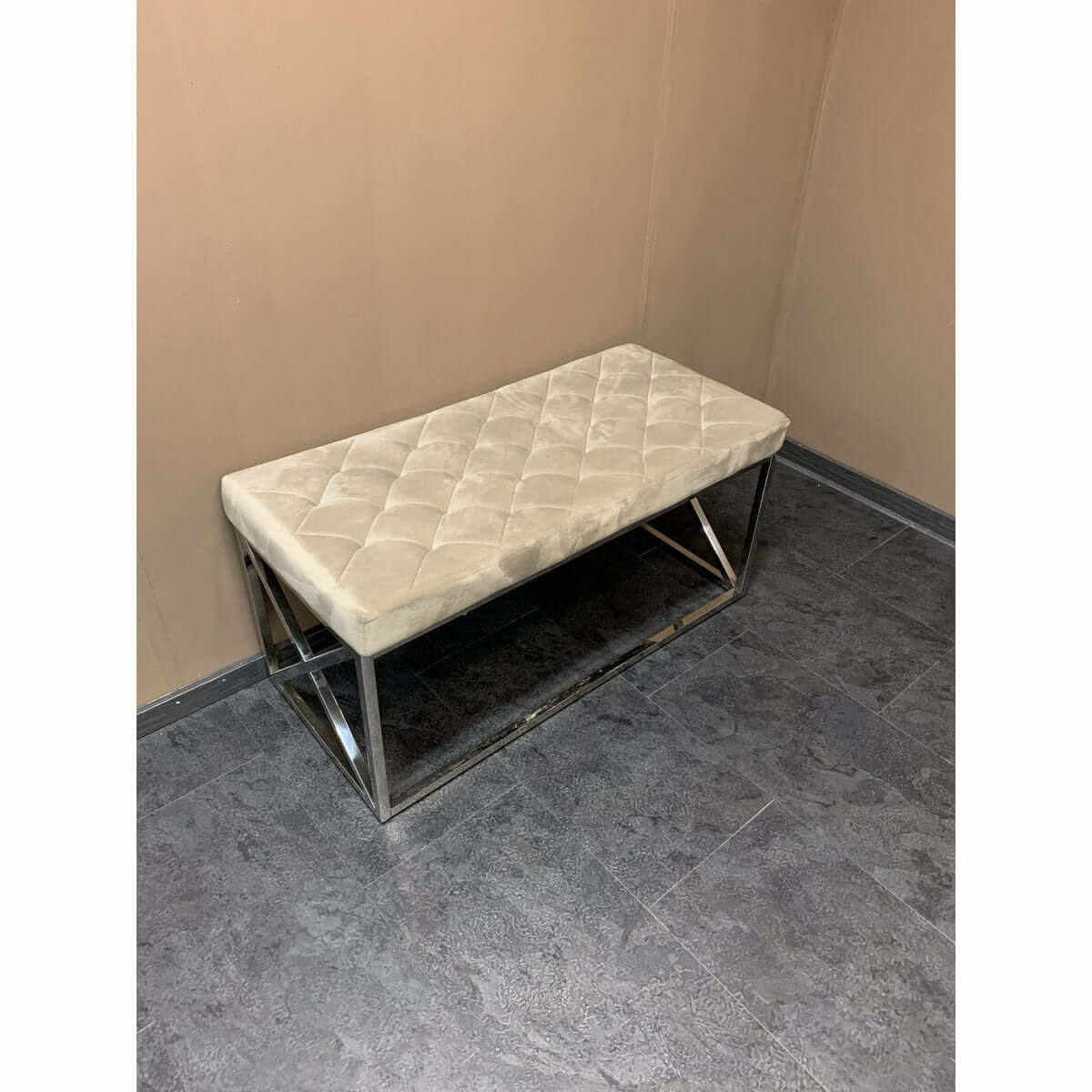 VERA Velvet - Taupe - Luxury Living B.V.