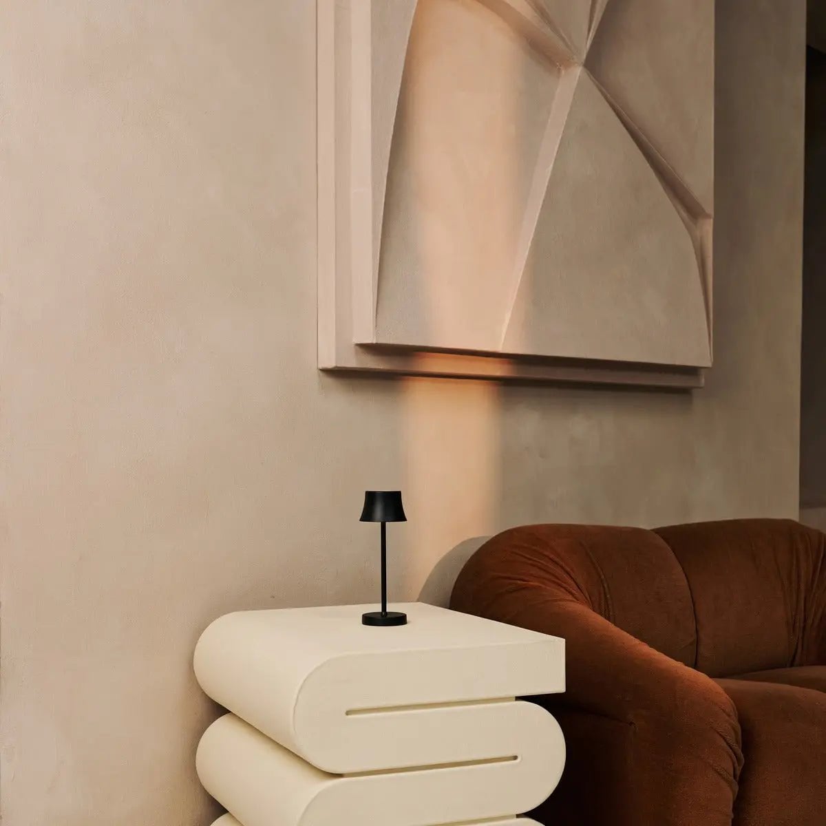 Combiset Professioneel | 4 x De Pijp Mini Midnight Black oplaadbare tafellampen en 1 x Amstel laadstation