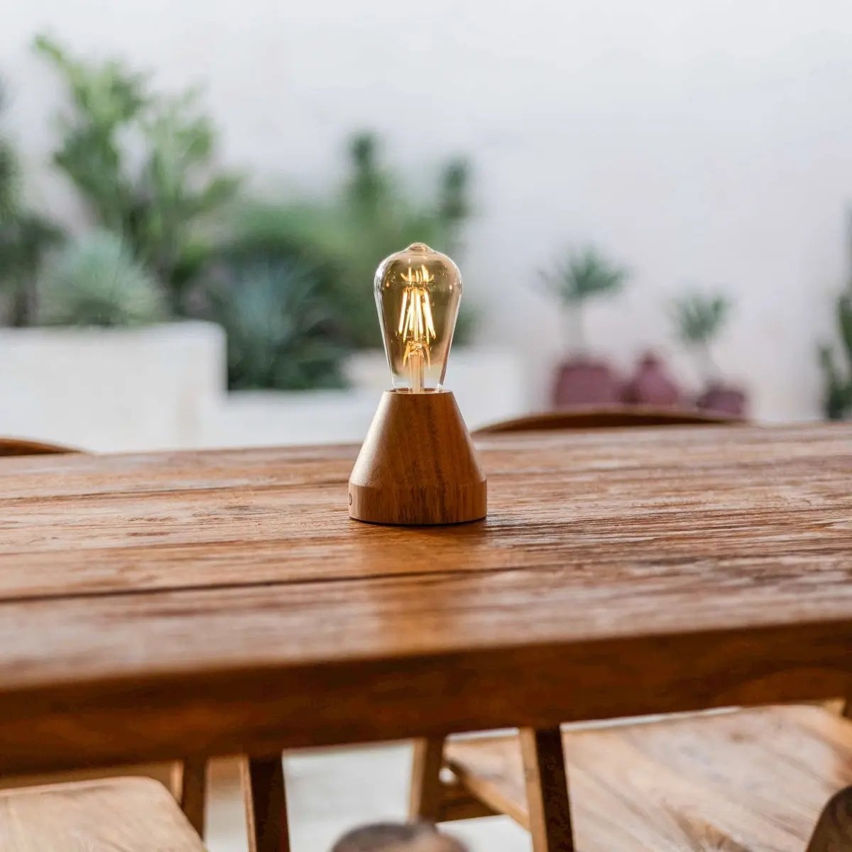 Zavi Lichtbruine Oplaadbare Tafellamp | LED, draadloos en batterijduur van 80 uur