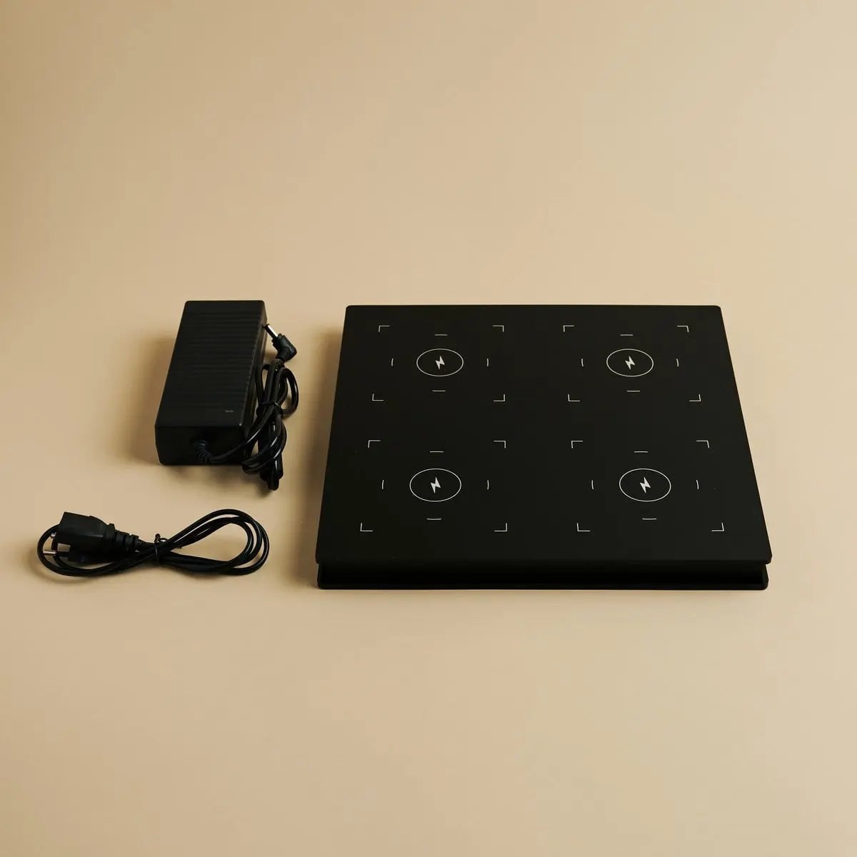 Combiset Professioneel | 4 x Sarphati Mini Mouse Grijs Oplaadbare Tafellampen & 1 x Amstel Oplaadstation