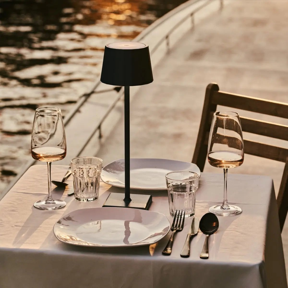 William Pine Green oplaadbare tafellamp | USB-C, dimbaar, batterijduur van 120 uur