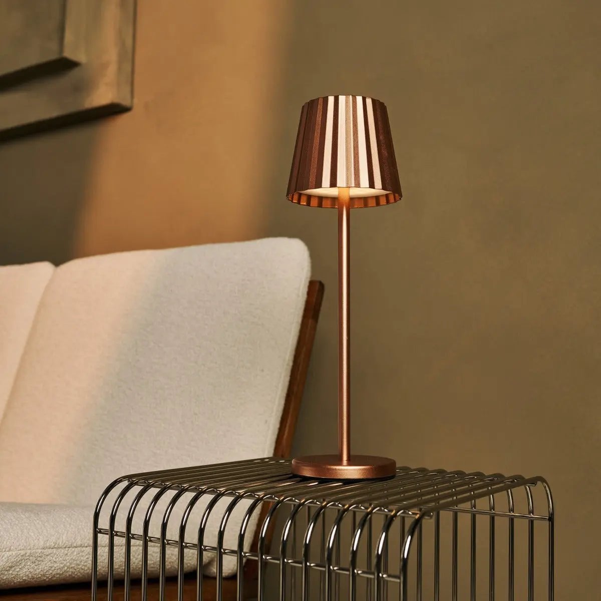 Combiset Professioneel | 8 x Maya koperen oplaadbare tafellampen en 1 x laadstation voor het Central Station