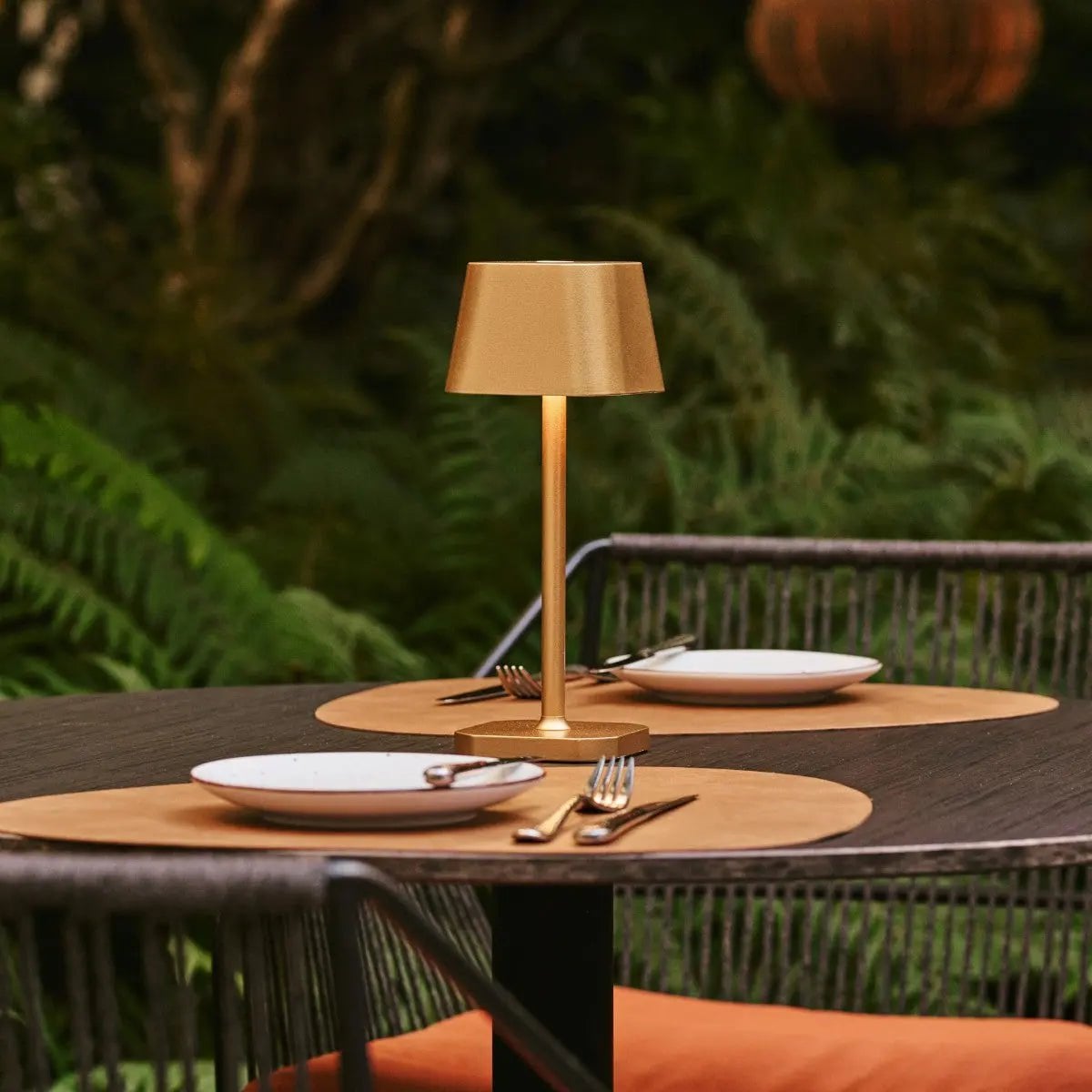 Ava Goud Oplaadbare Tafellamp | Draadloos, dimbaar en stijlvol