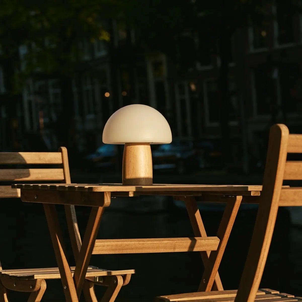 Mia Lichtbruine Stijlvolle Draadloze Tafellamp | Elegant, dimbaar en functioneel