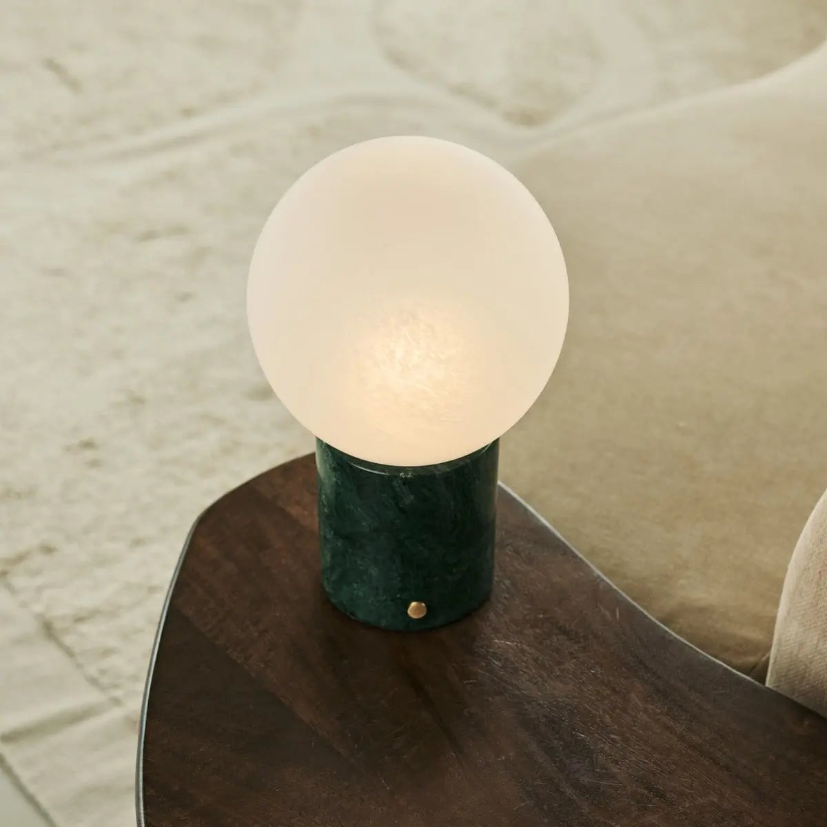Metsu Groen – Verde Alpi Marmer Oplaadbare Tafellamp | Authentiek, dimbaar en tot 100 uur licht
