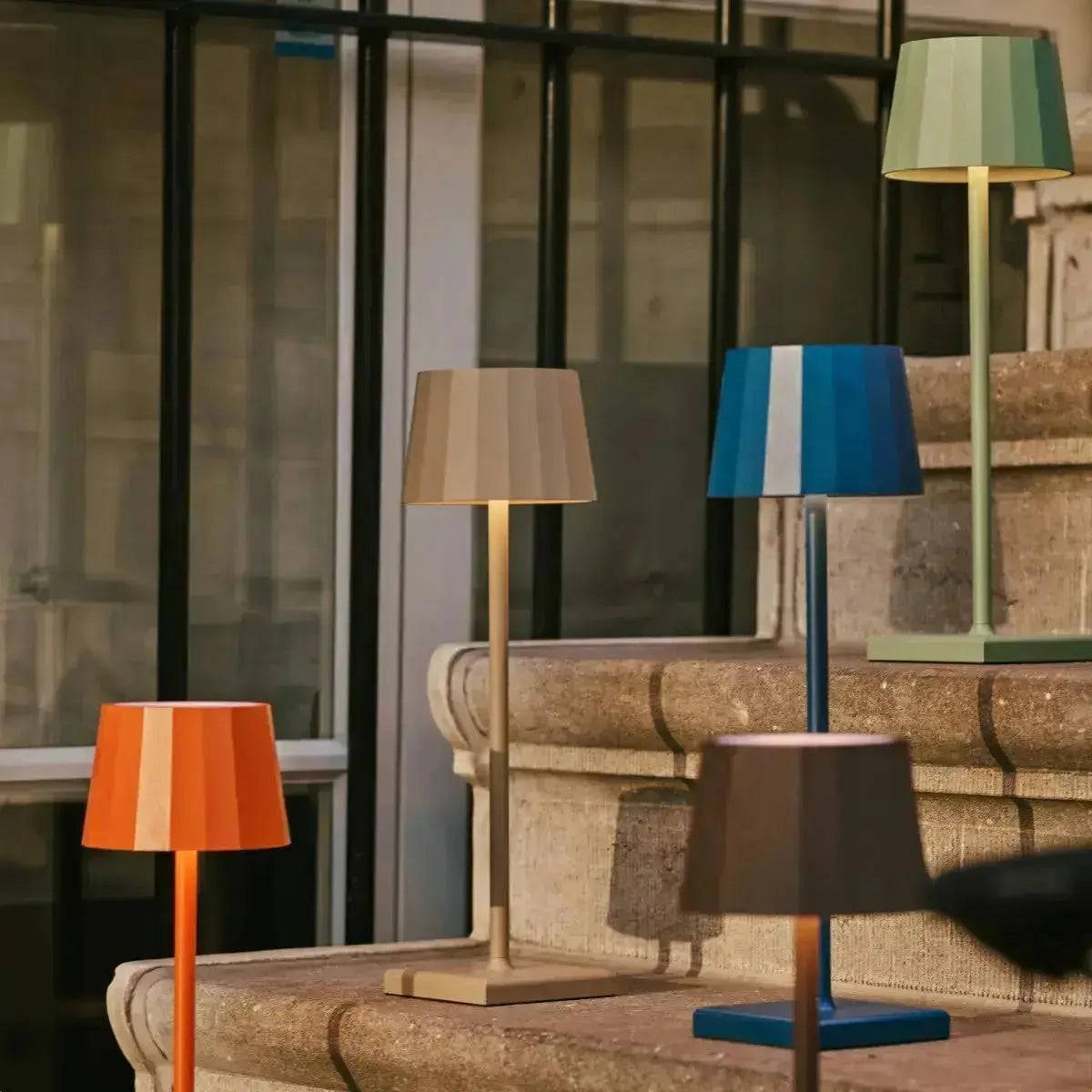 Wouter Koala Bruin Oplaadbare Tafellamp | Draadloos opladen en batterijduur van 120 uur