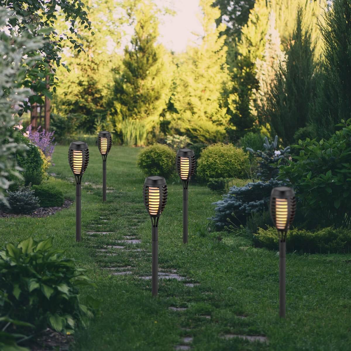 Aarde Spies Grijs Plastic 5-Delige Set – LED Buitenverlichting
