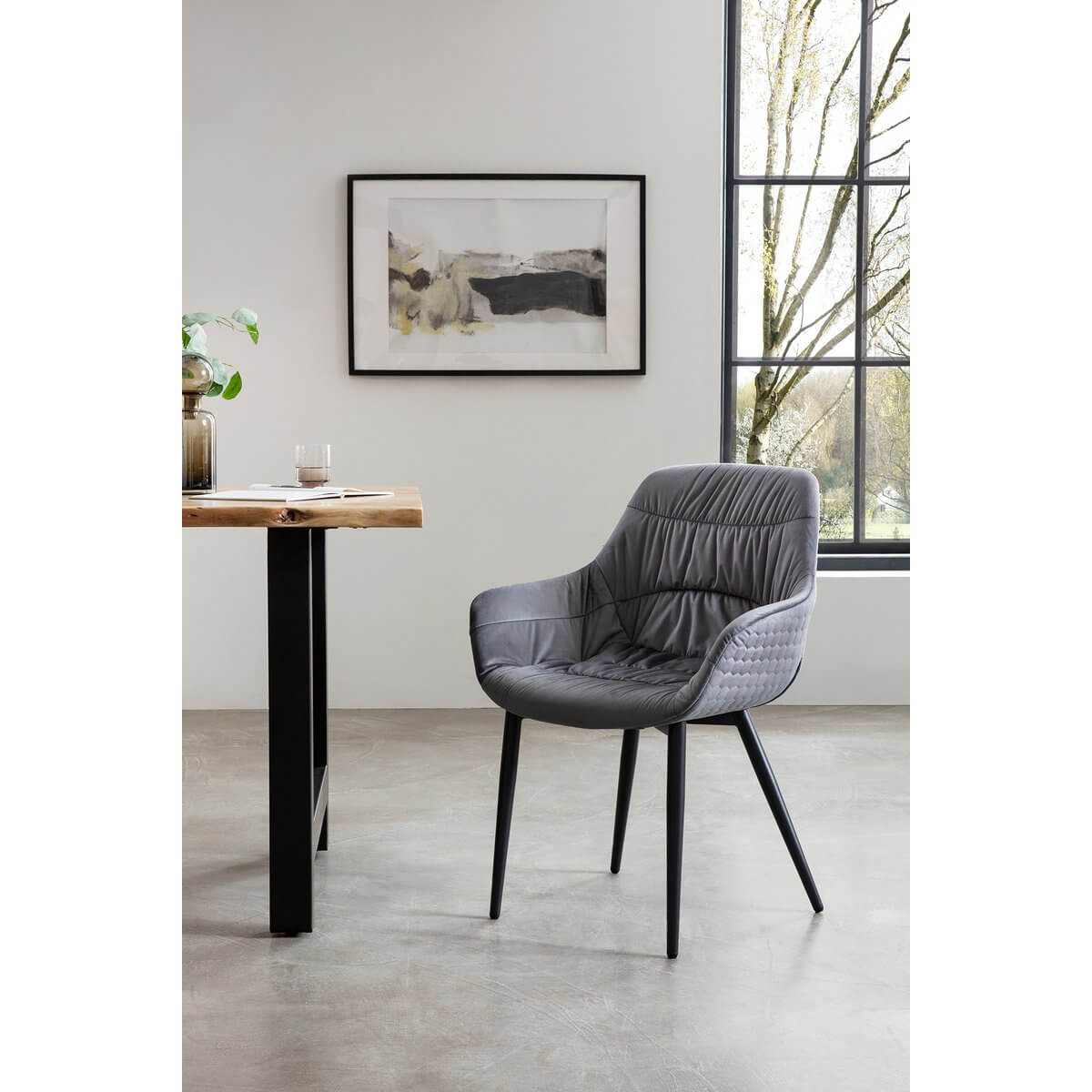 Armchair with honeycomb quilting in gray velvet - SalesFever