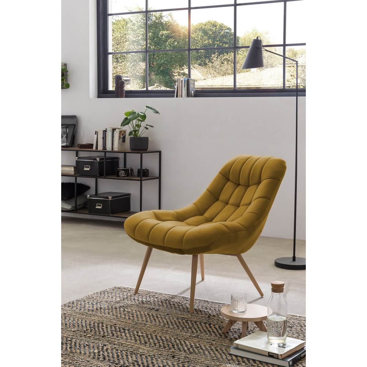 Armchair XXL velvet yellow metal wood look - SalesFever