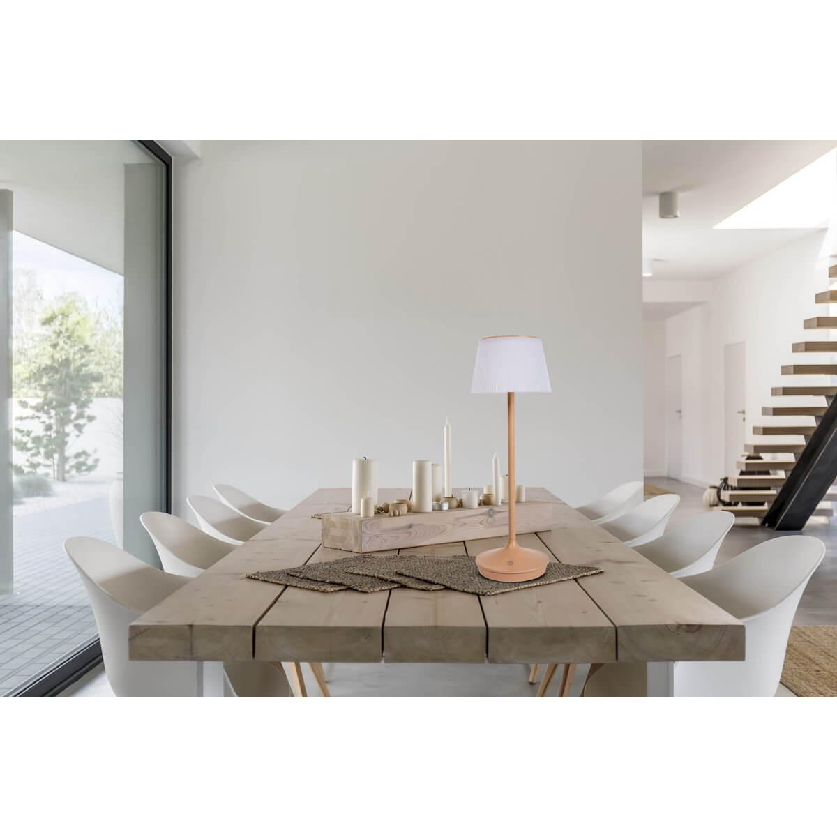 Draadloze EMMI solar tafellamp amandel wit - dimbare CCT - Ø 13 × 38 cm