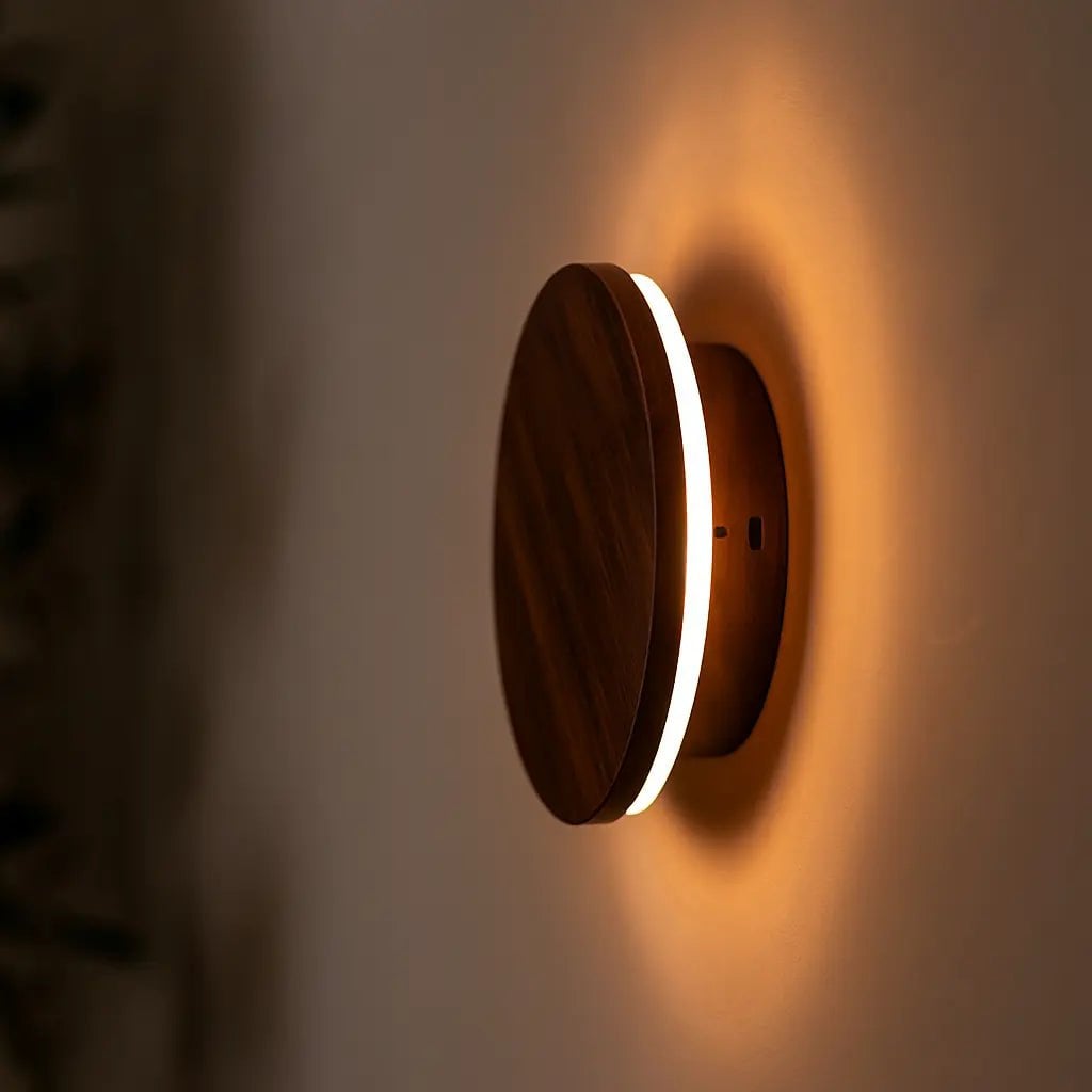Lou Walnoot Snoerloze Wandlamp | Oplaadbaar en dimbaar met aanraakbediening