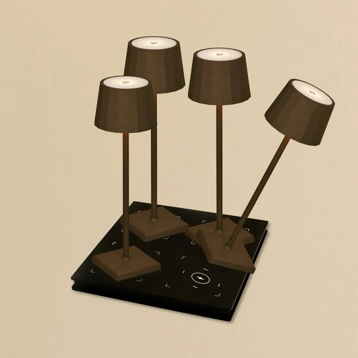 Combiset Professioneel | 4 x Wouter Mokkabruin Oplaadbare Tafellampen & 1 x Amstel Oplaadstation